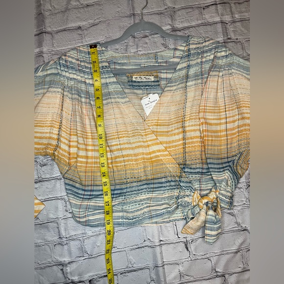 NWT Free People Maldives Surplice Wrap Top - Medium - Picture 15 of 15